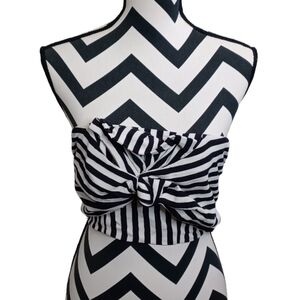 Lovers + Friends Chica Sz XS Striped Bow Crop Top